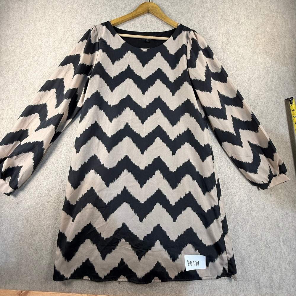 Almost Famous Womens Medium Black Tan Chevron Ikat Long Sleeve Shift Dress
